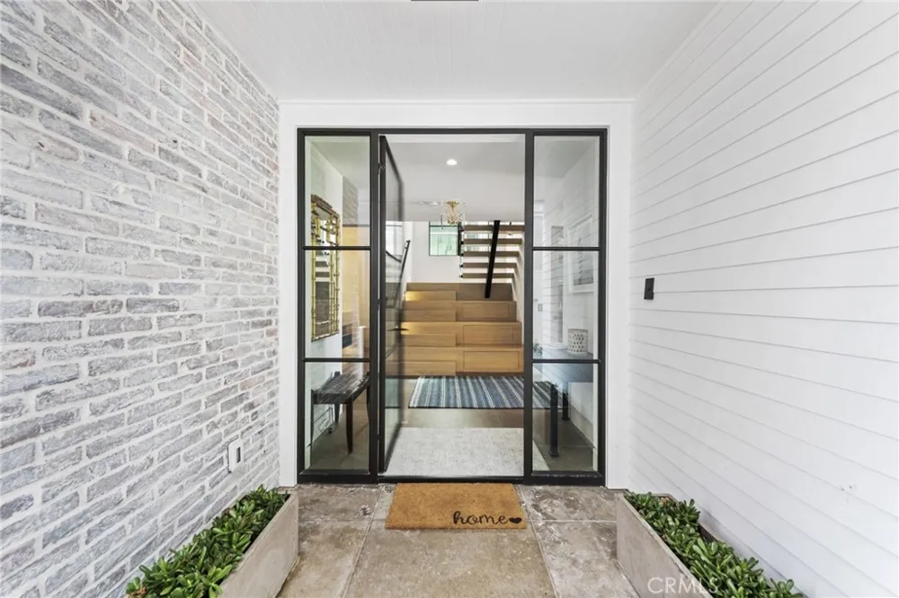 2148 E Oceanfront Newport Beach, CA 92661