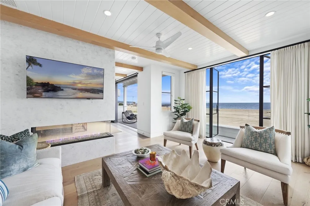2148 E Oceanfront Newport Beach, CA 92661
