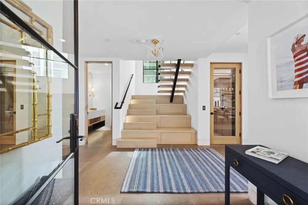 2148 E Oceanfront Newport Beach, CA 92661