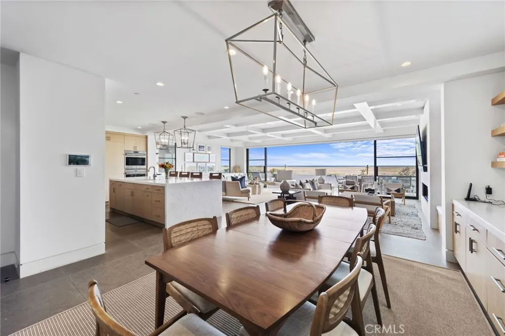 2148 E Oceanfront Newport Beach, CA 92661