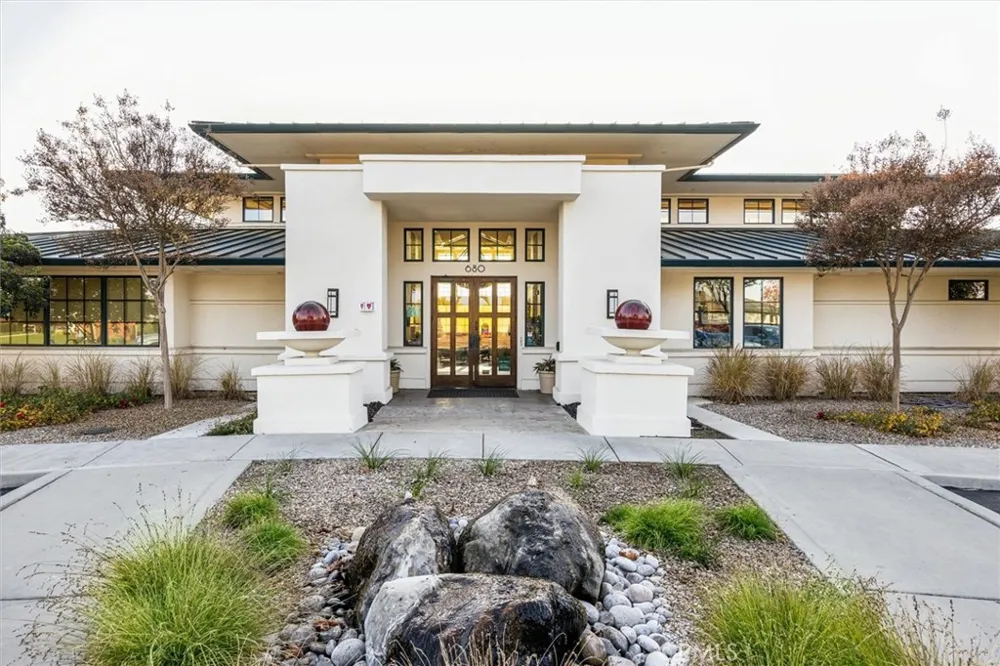 2450 Alameda Paso Robles, CA 93446