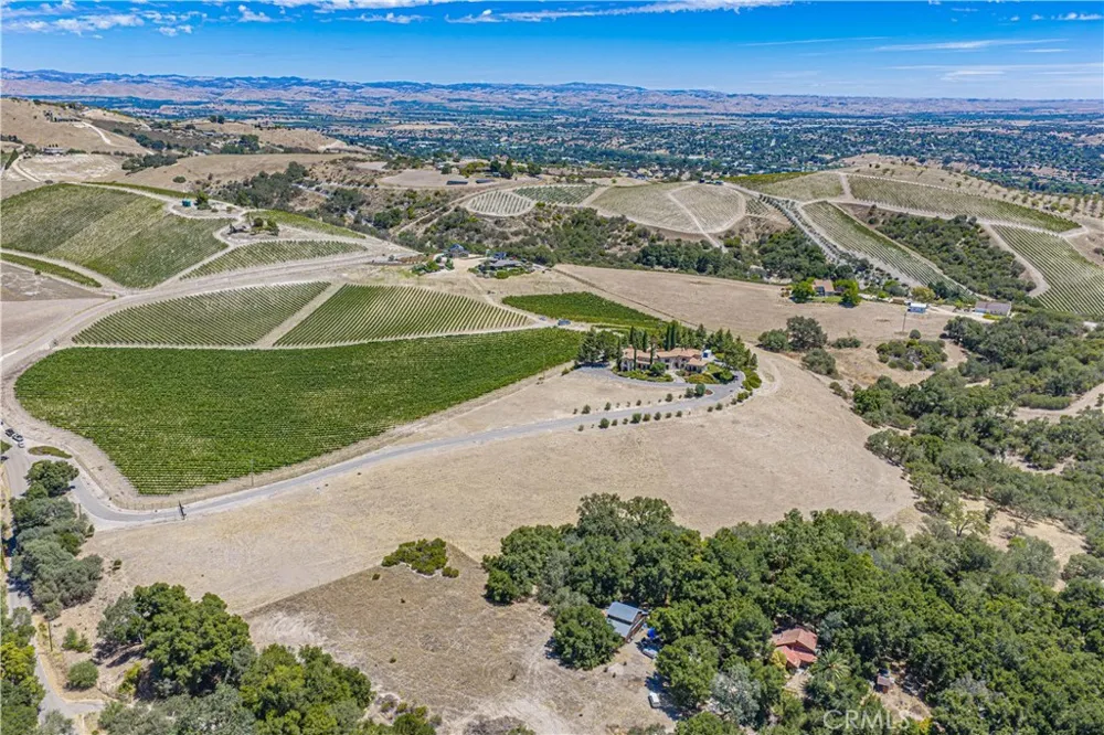 1455 Kiler Canyon Road Paso Robles, CA 93446