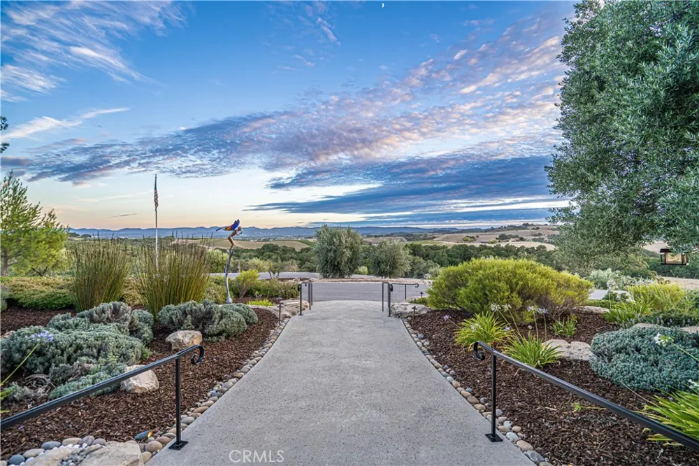 1455 Kiler Canyon Road Paso Robles, CA 93446
