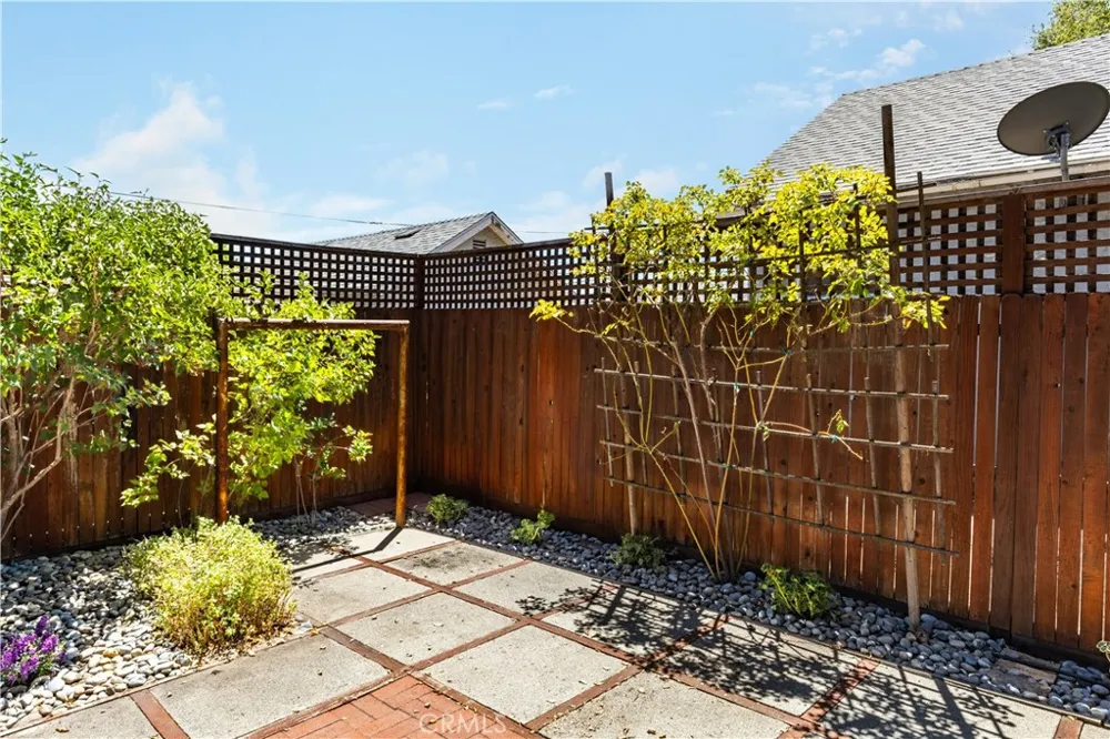 240 Oak Paso Robles, CA 93446