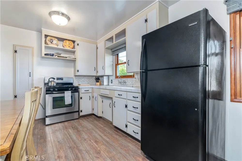 240 Oak Paso Robles, CA 93446