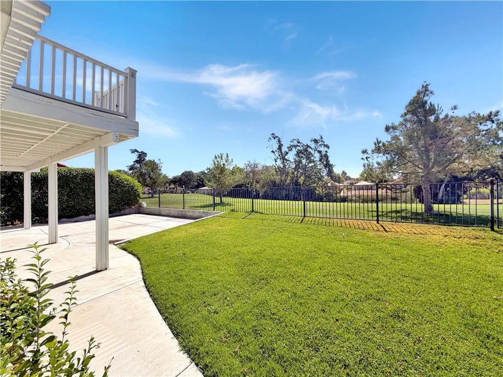 928 Saint Ann Paso Robles, CA 93446