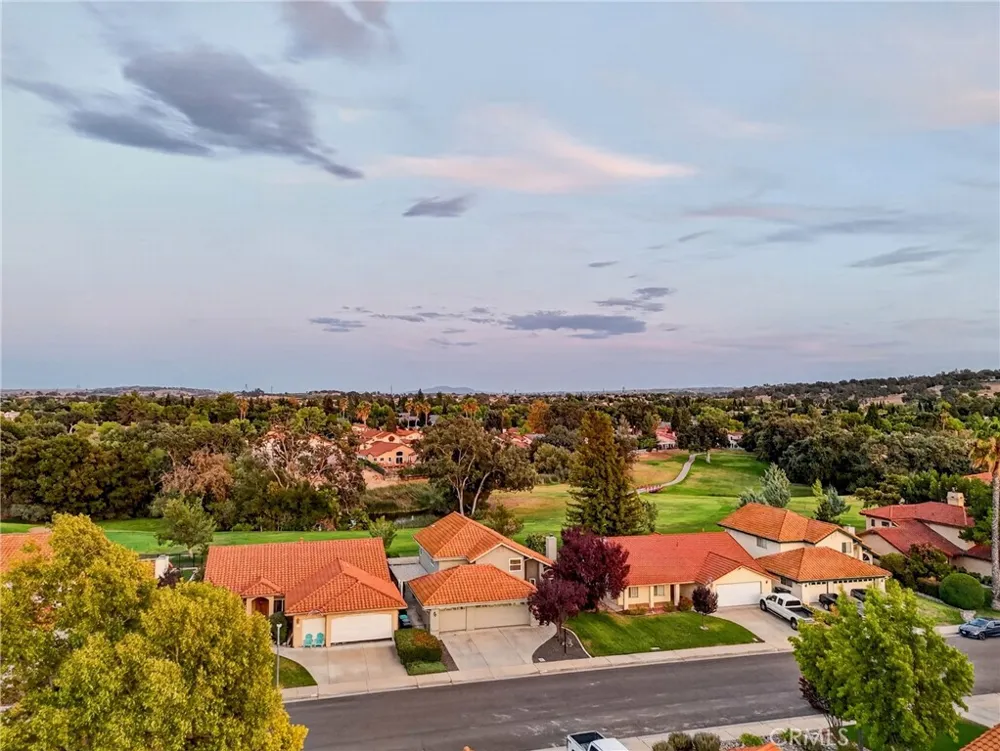 928 Saint Ann Paso Robles, CA 93446