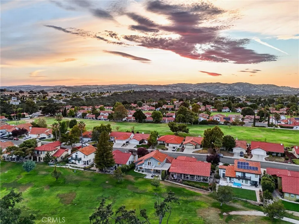928 Saint Ann Paso Robles, CA 93446