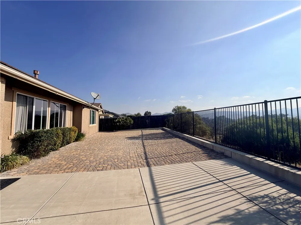 11175 Avion Atascadero, CA 93422