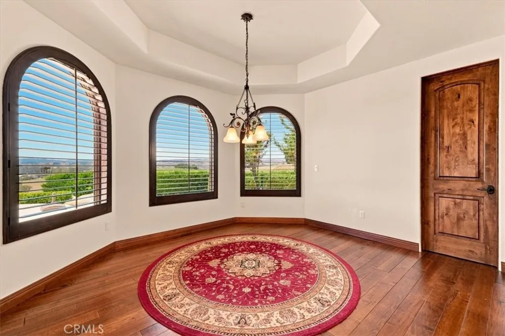 1690 Burnt Rock Templeton, CA 93465