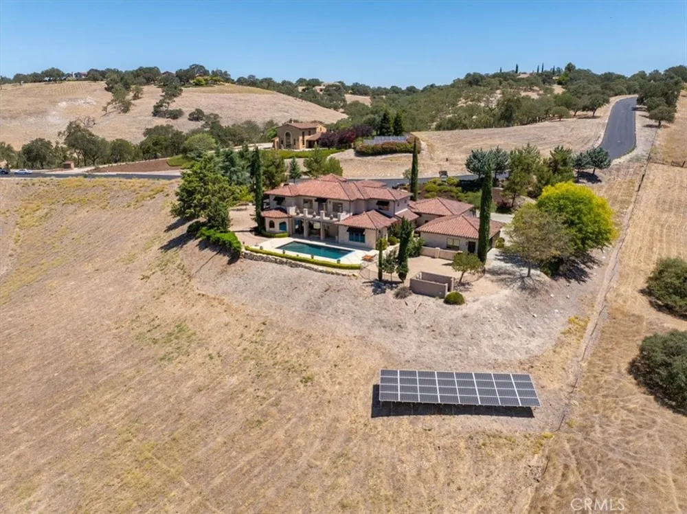 1690 Burnt Rock Templeton, CA 93465