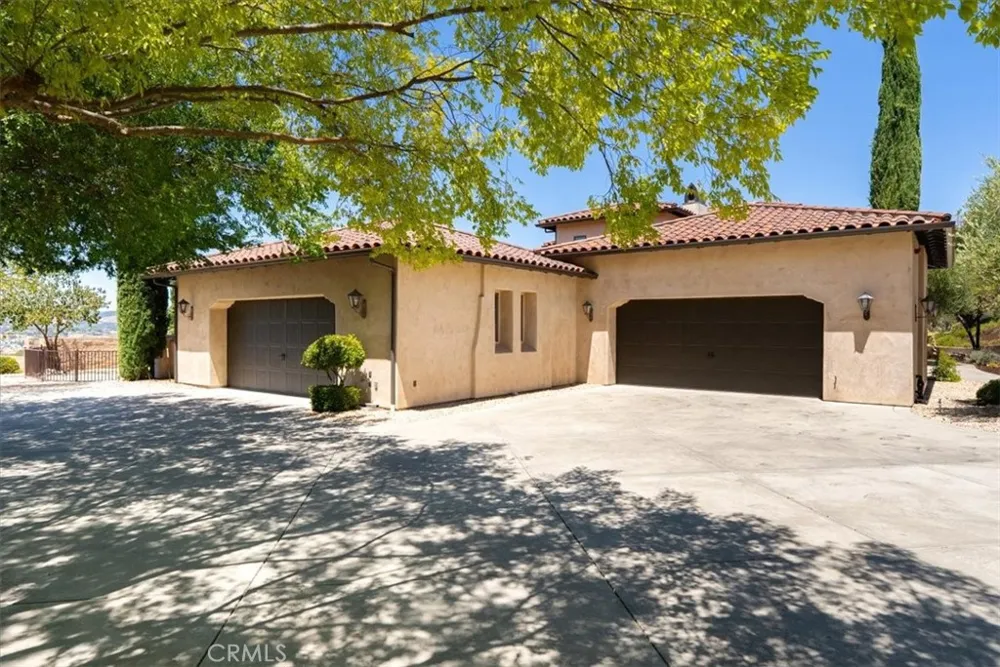 1690 Burnt Rock Templeton, CA 93465