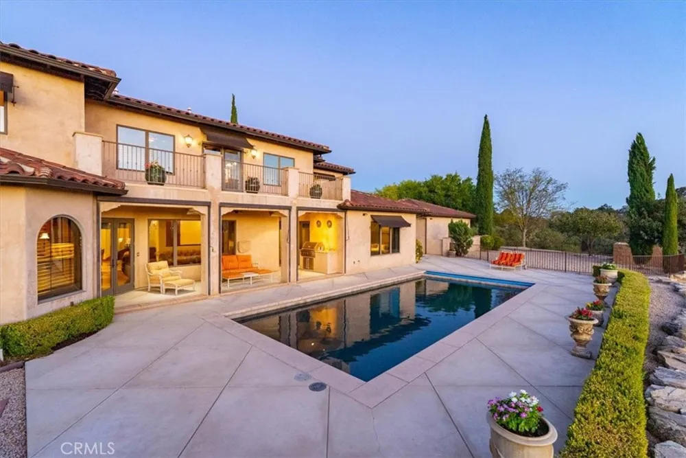 1690 Burnt Rock Templeton, CA 93465