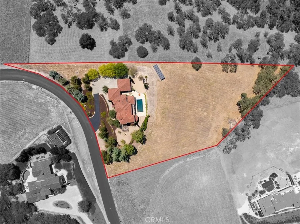 1690 Burnt Rock Templeton, CA 93465