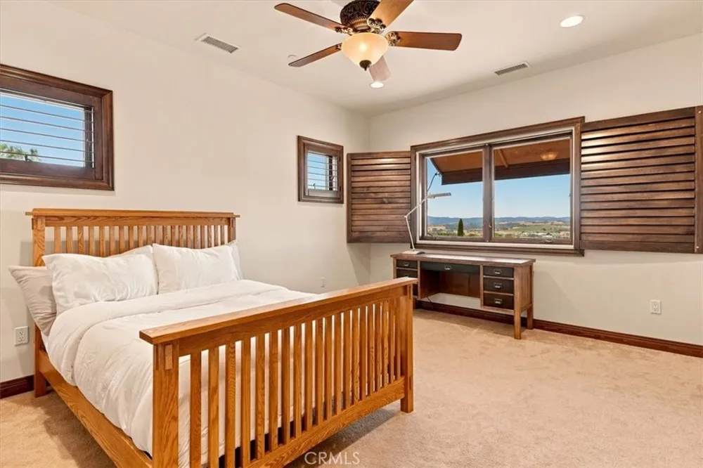 1690 Burnt Rock Templeton, CA 93465