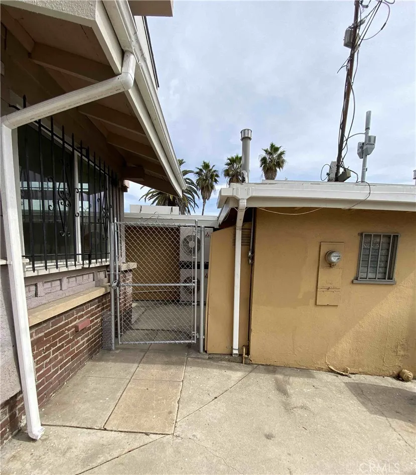 1331 Atlantic Avenue Long Beach, CA 90813