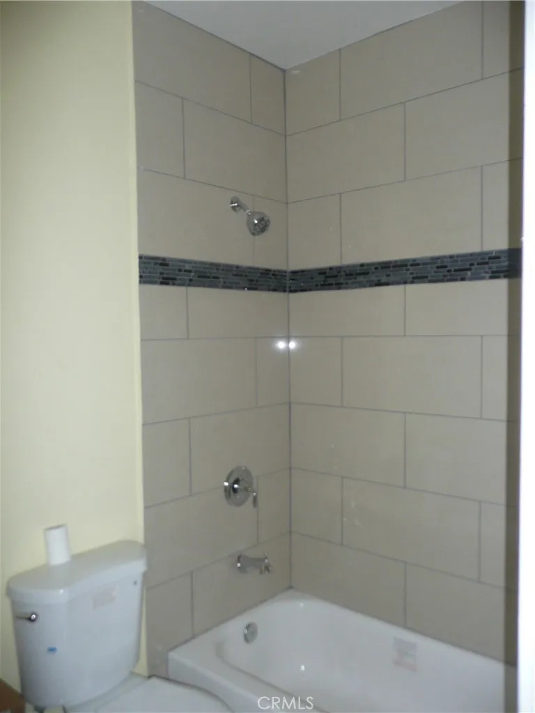 1331 Atlantic Avenue Long Beach, CA 90813