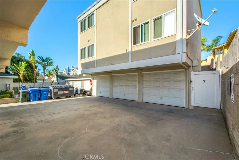 502 Elena Avenue #1-7 Redondo Beach, CA 90277