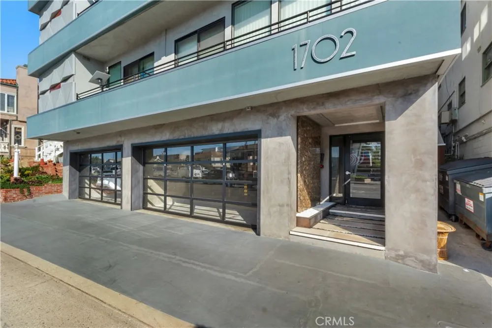 1702 Hermosa Avenue Hermosa Beach, CA 90254