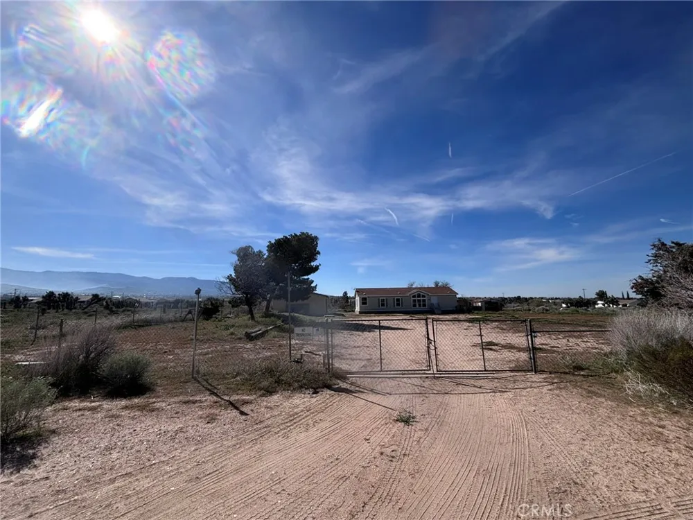 10024 Anderson Ranch Phelan, CA 92371