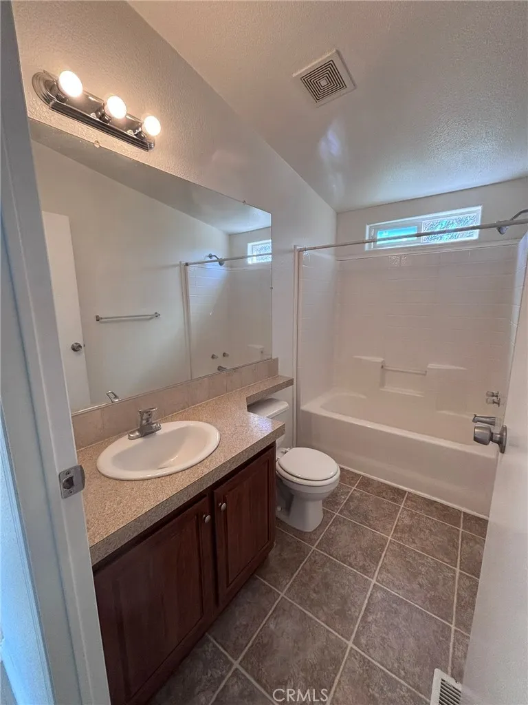 10024 Anderson Ranch Phelan, CA 92371