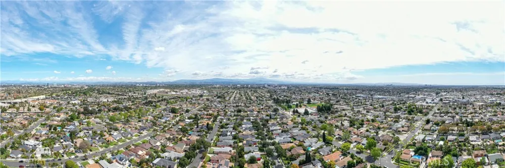 2005 W 11th Santa Ana, CA 92703