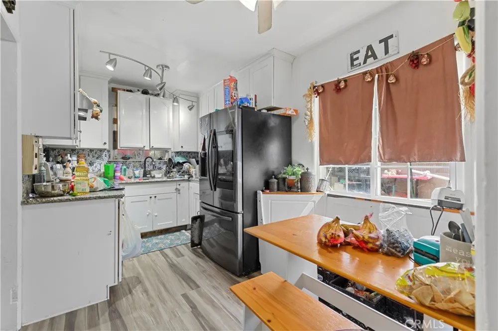 2005 W 11th Santa Ana, CA 92703