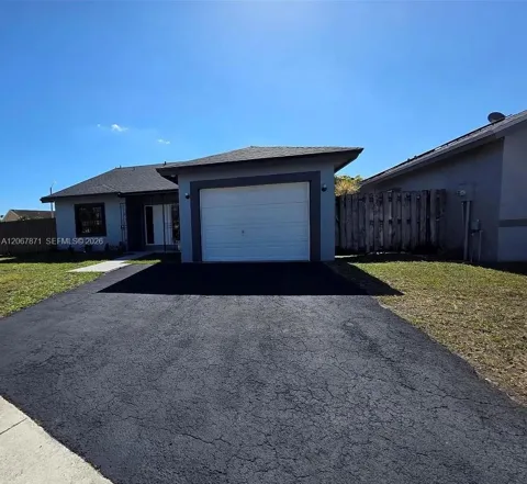 15238 SW 58th Ter