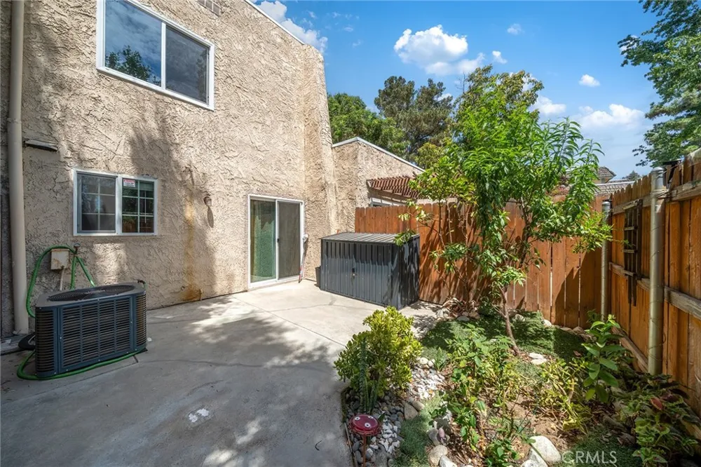 2564 Colgate Riverside, CA 92507