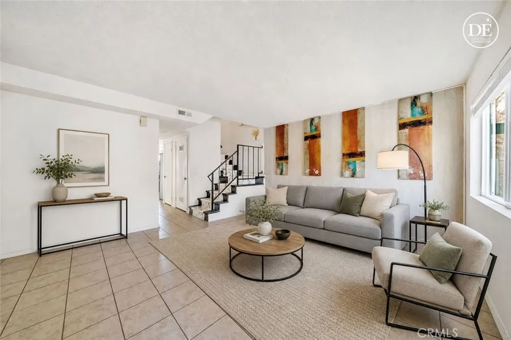 2564 Colgate Riverside, CA 92507