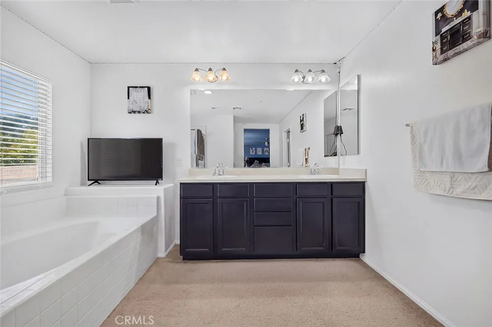 1142 Sandy Nook San Jacinto, CA 92582