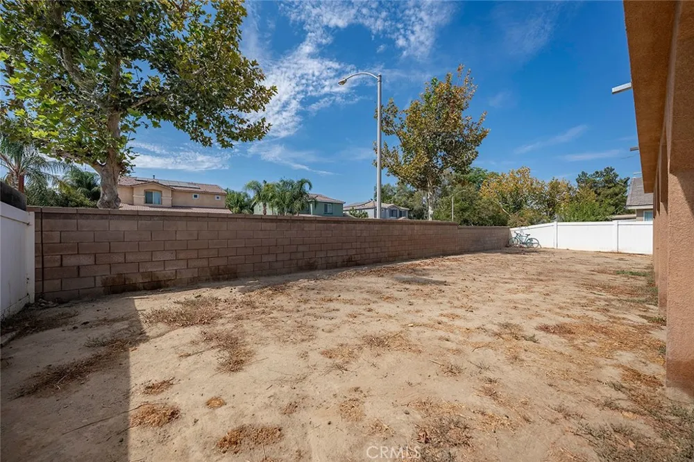1142 Sandy Nook San Jacinto, CA 92582
