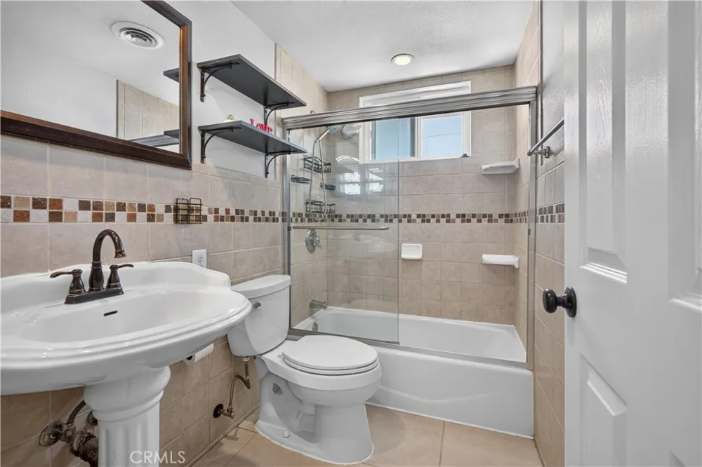 904 Beech Hill Hacienda Heights, CA 91745