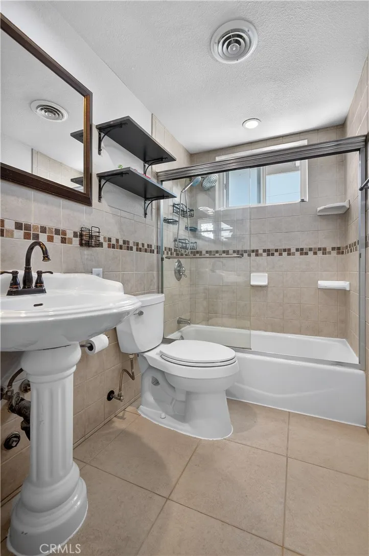 904 Beech Hill Hacienda Heights, CA 91745