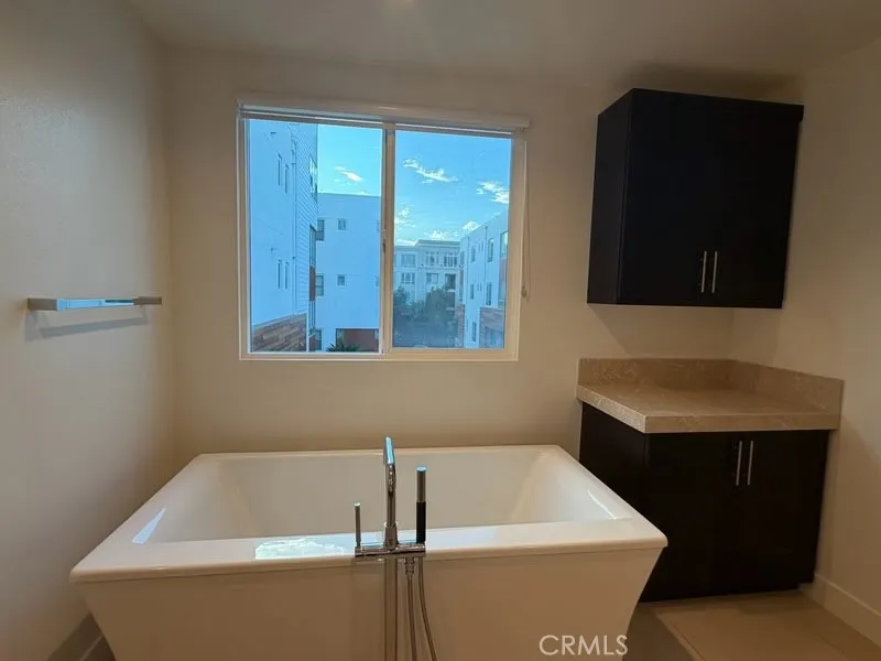 12460 Osprey Lane #2 Playa Vista, CA 90094