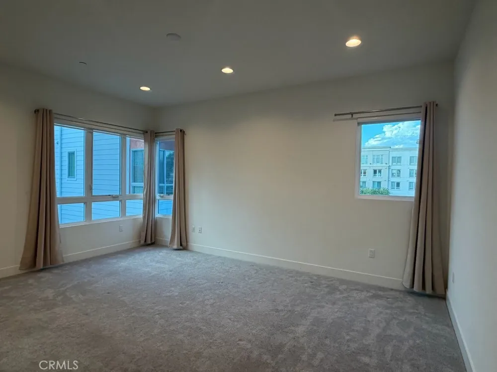 12460 Osprey Lane #2 Playa Vista, CA 90094