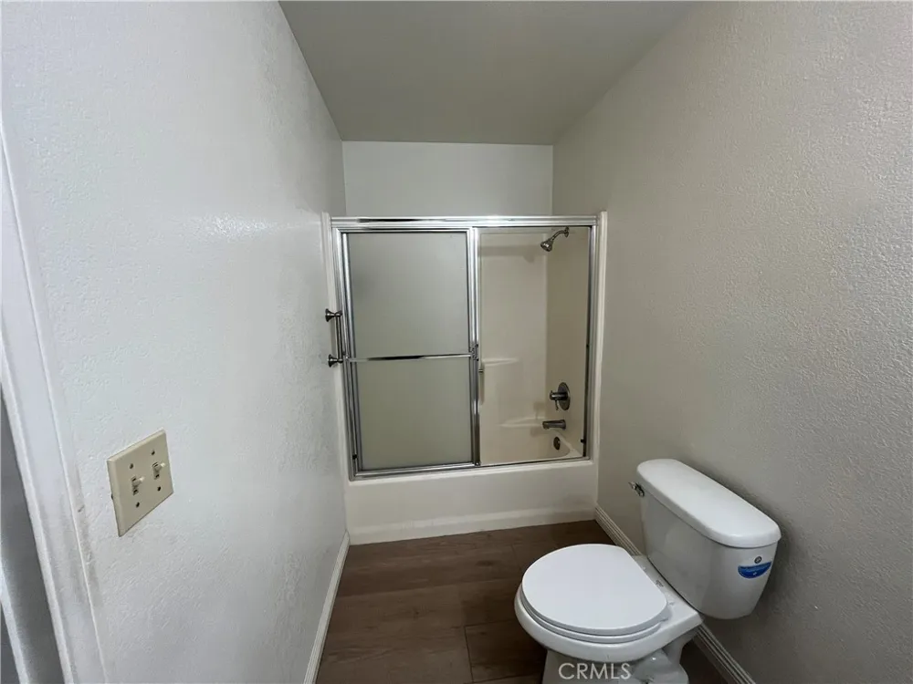 926 S Essex San Dimas, CA 91773