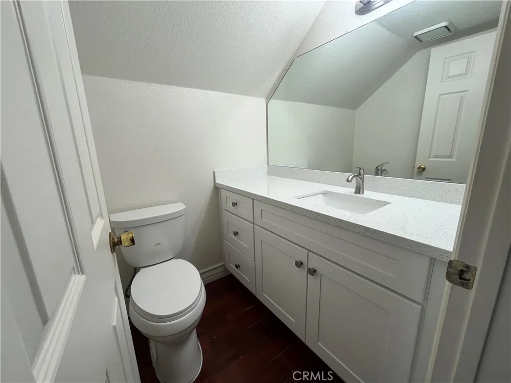 926 S Essex San Dimas, CA 91773