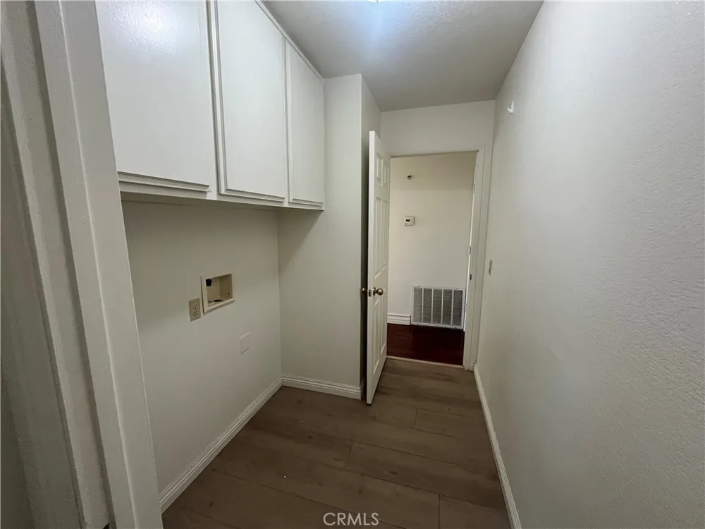 926 S Essex San Dimas, CA 91773
