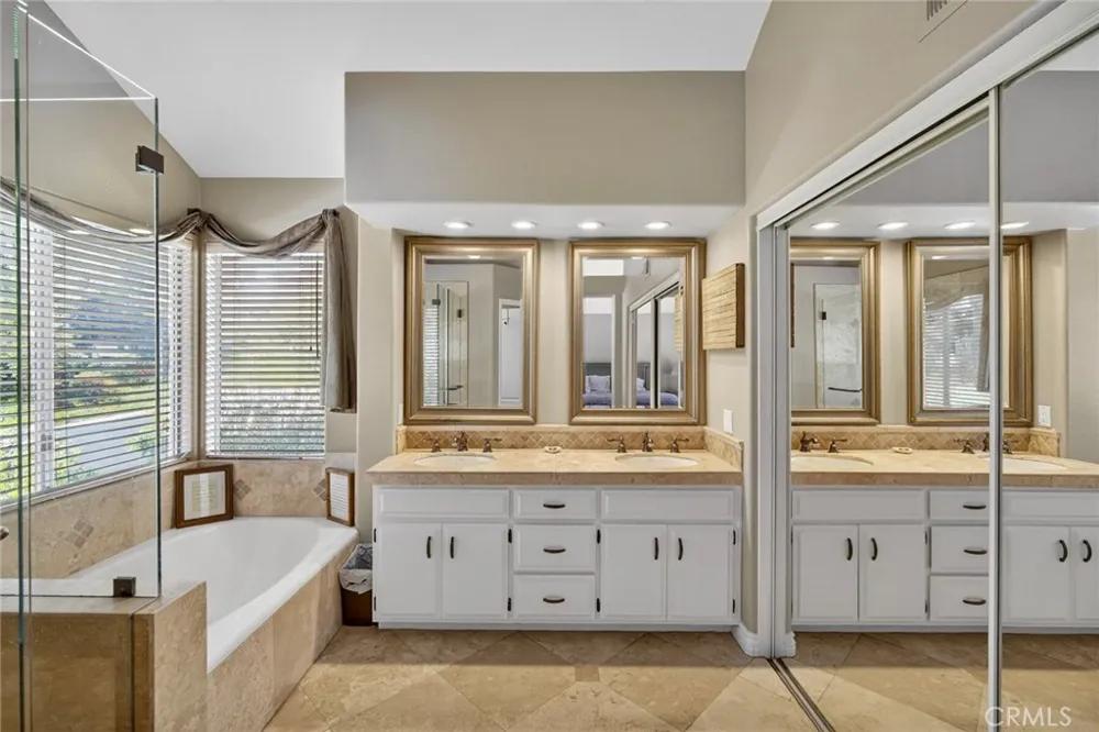 23 Amarante Laguna Niguel, CA 92677