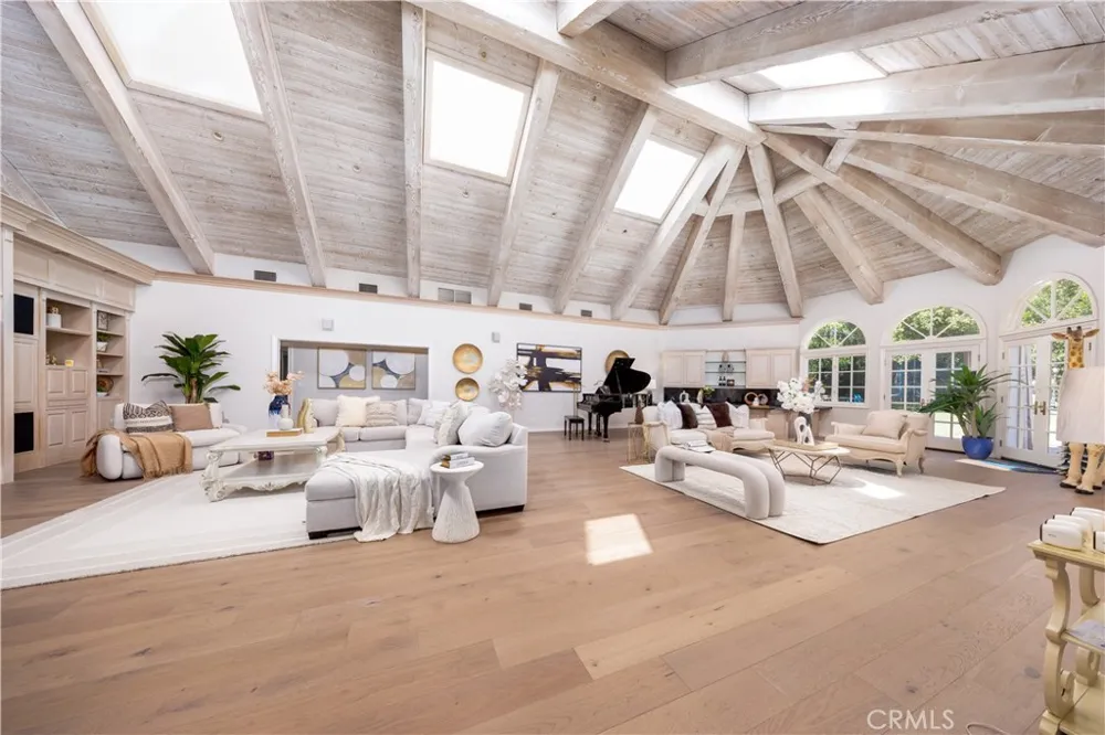 1531 Rodeo Road Arcadia, CA 91006