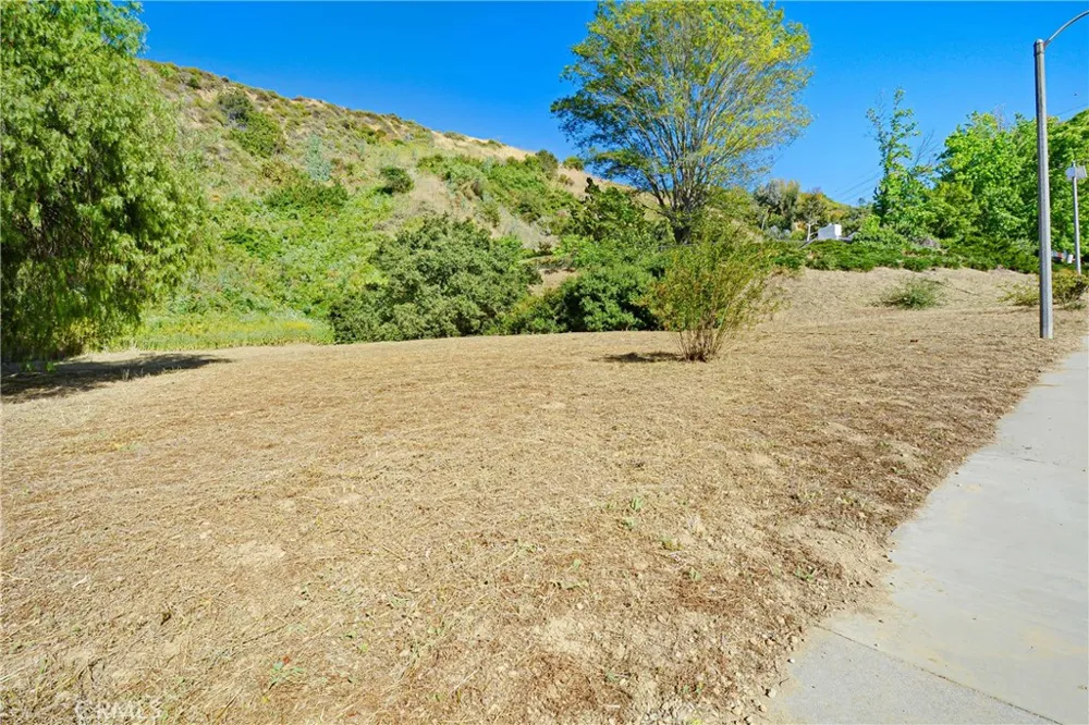 3160 Gotera Hacienda Heights, CA 91745