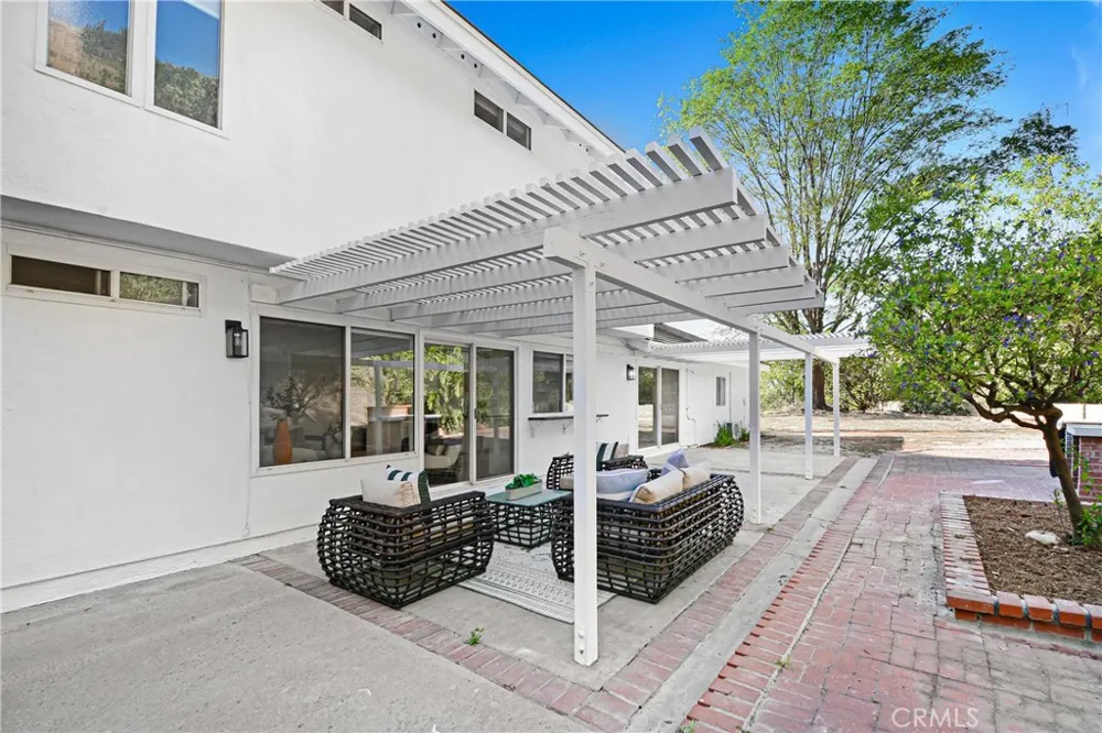 3160 Gotera Hacienda Heights, CA 91745