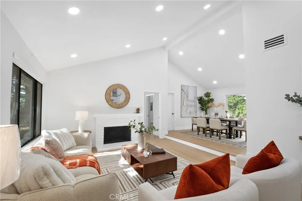 3160 Gotera Hacienda Heights, CA 91745