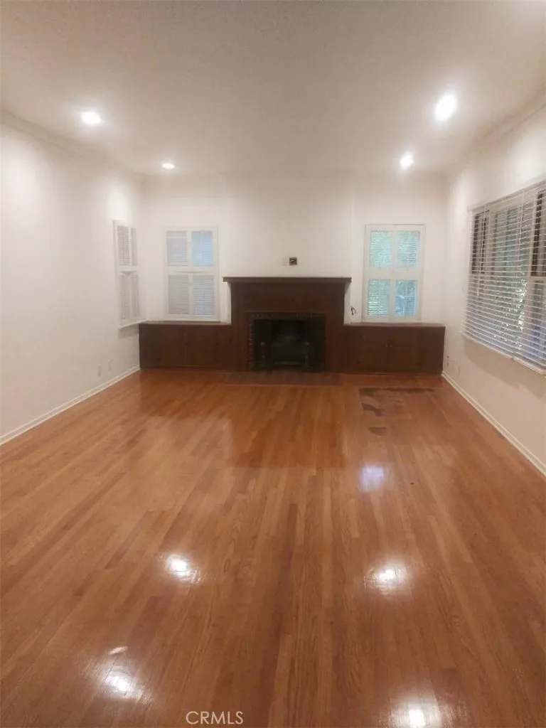 471 Woodward Pasadena, CA 91107
