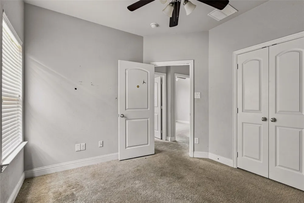 105 Finlee Lane Red Oak, TX 75154