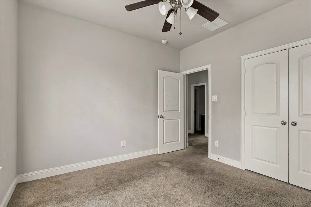105 Finlee Lane Red Oak, TX 75154