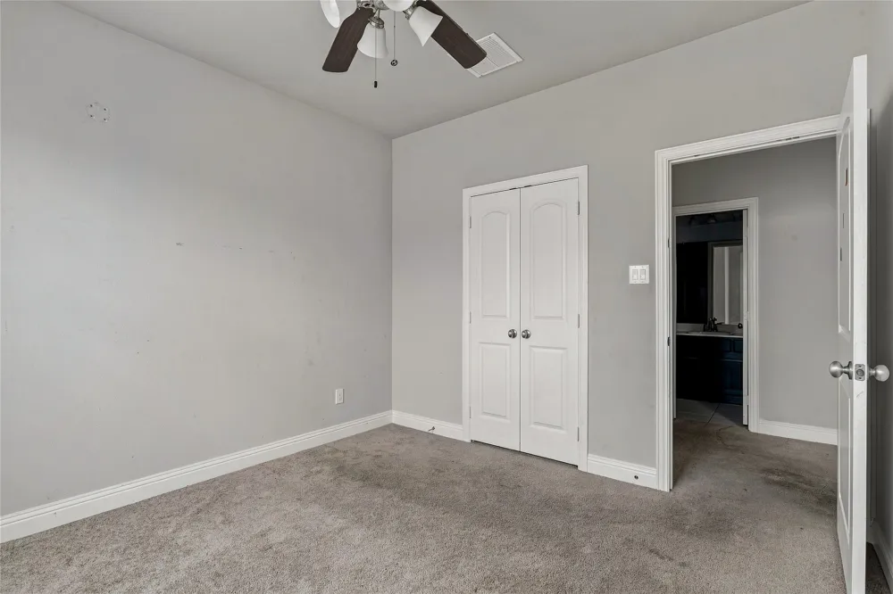 105 Finlee Lane Red Oak, TX 75154