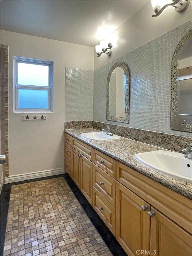 1976 Evergreen Springs Drive Diamond Bar, CA 91765