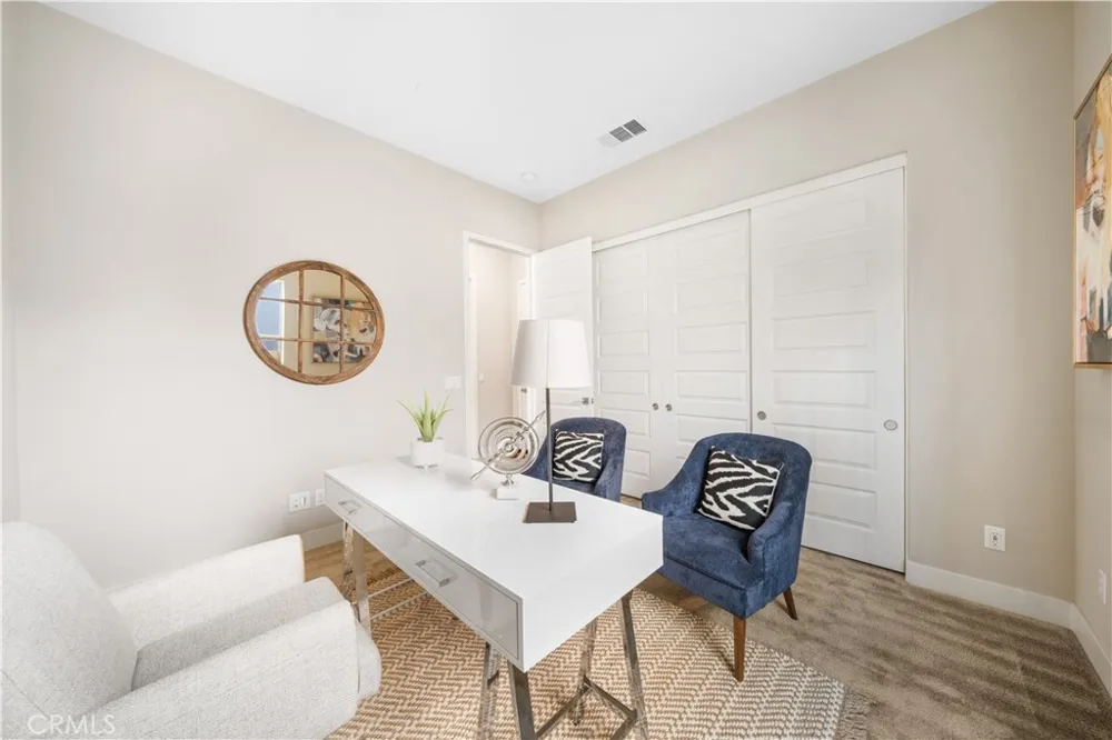 151 Scale Irvine, CA 92618